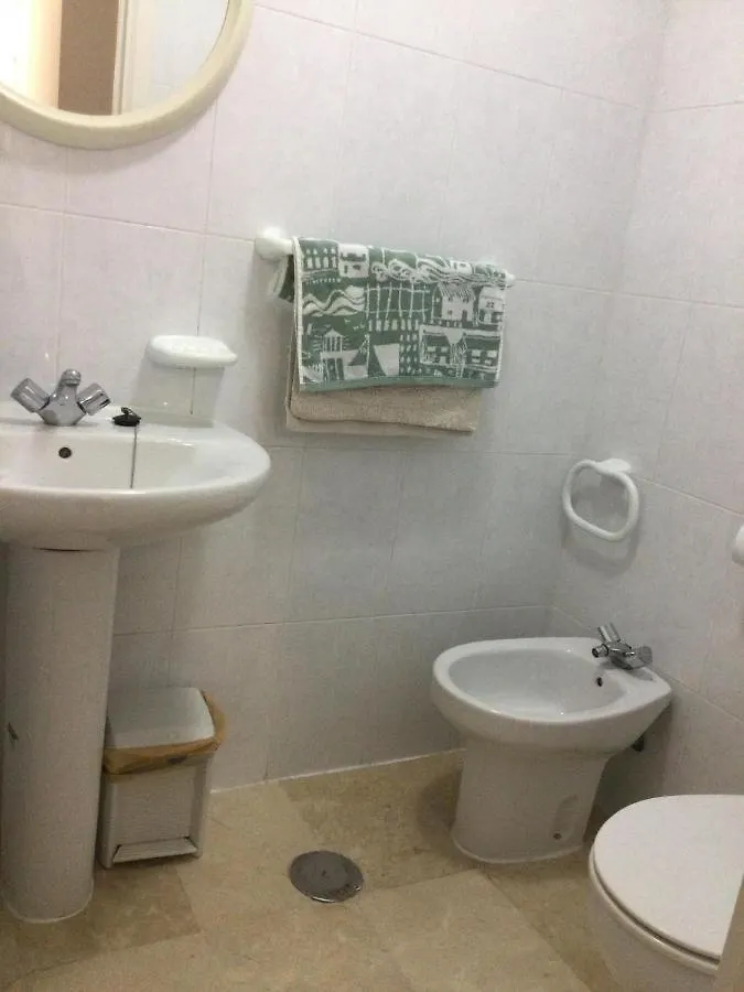 Lovely 2 Bedroom Holiday Apartment In Central קלטה דה פוסטה 0*,  ספרד